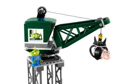 Lego Toy Story 3 7596 Trash Compactor Escape Lotso Hamm Woody