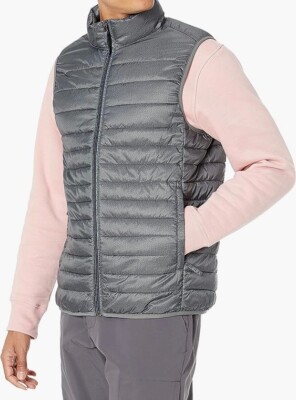 Mens XL Extra Large Lightweight Puffer Vest Amazon Essentials NEW IN PKG-  HAVE
