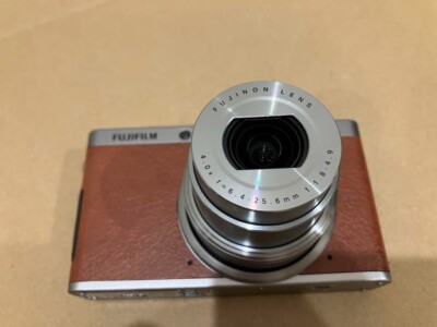 Fujifilm XF1 X Series Compact Digital Camera 12.0MP Brown with