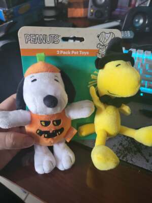 Snoopy Peanuts Pet toys 2pack Set New halloween pet toys super nice 