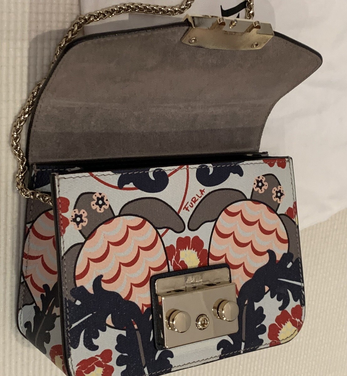 FURLA RARE Limited Edition Metropolis Mini Leather Multi FURLA RARE Limited Edition Metropolis Mini Leather Multi
