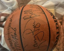 RARE! Boston Celtics  Legends Signed Basketball. COA Mint Condition #23/500