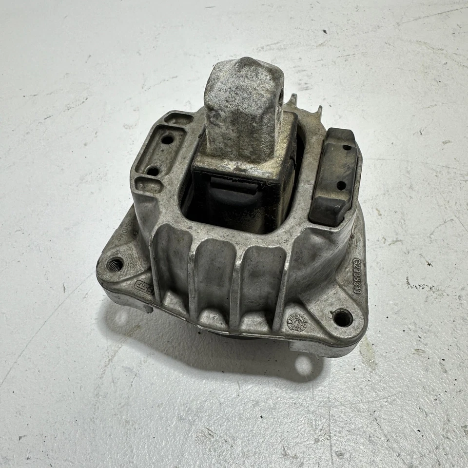 SOPORTE MONTAJE MOTOR LADO PASAJERO DERECHO FABRICANTE BMW 650 GRAN COUPE 4.4L 2013-2019 Foto 2 de 4