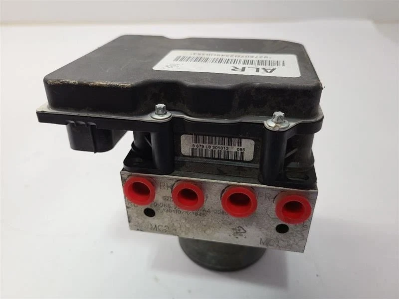 12-15 CHEVROLET CAMARO ABS Conjunto de piezas de freno antibloqueo Incluye módulo OEM Foto 2 de 4