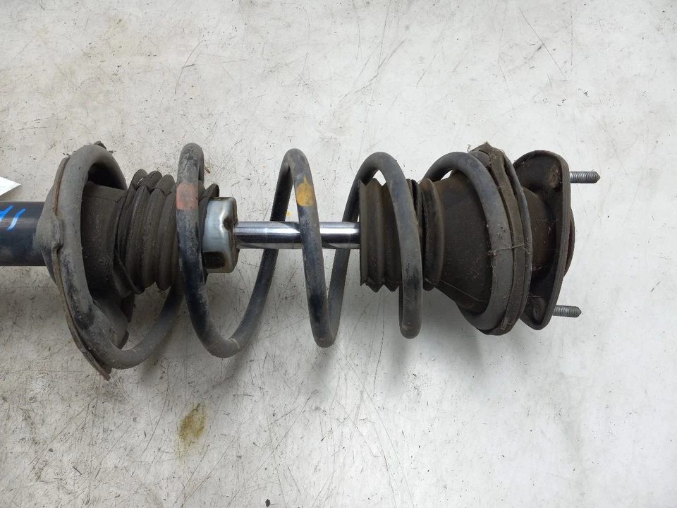 03 04 05 TOYOTA ECHO PUNTAL IZQUIERDO CONDUCTOR DELANTERO Foto 3 de 4