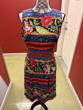 VTG 90s Hawaiian Floral Sleeveless Rayon Dress with Keyhole Back Opening, Elasti