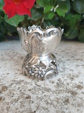 Petit Coquetier En Argent