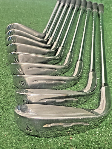 Heater B2 Iron Set 4-PW,GW,SW RH Plus 1.5" Regular Steel 5i 39.5" Midsize Grips - Picture 16 of 18