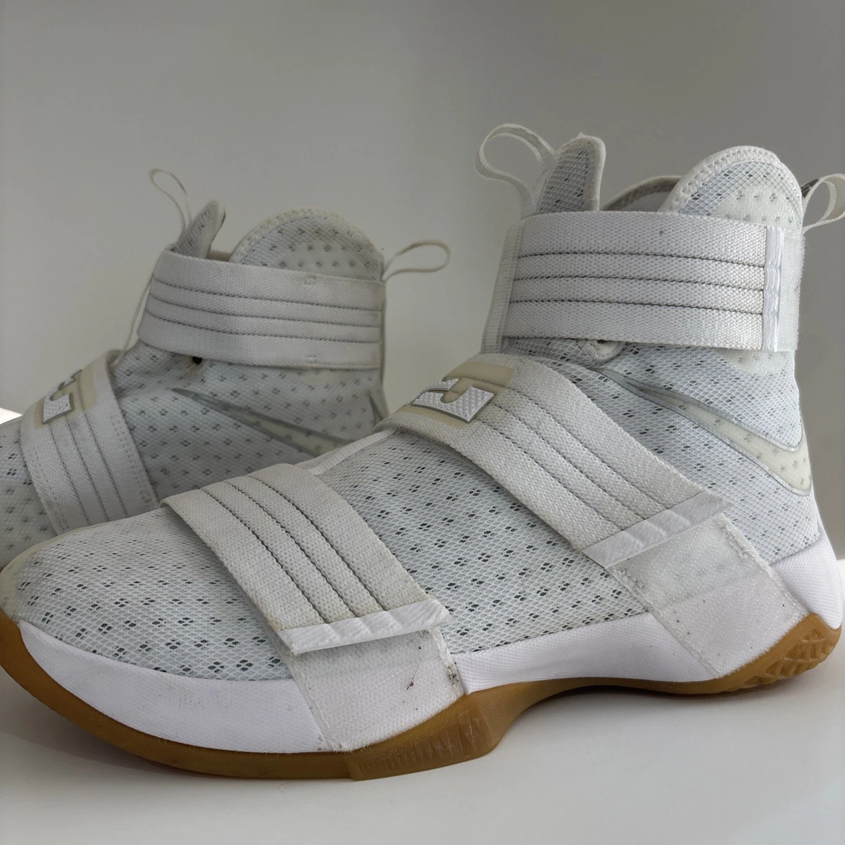 Nike LeBron Soldier 10 SFG 2016 University Gold Basketball 844378-007 Size 11.5 $_57.JPG?set_id=880000500F main image 4