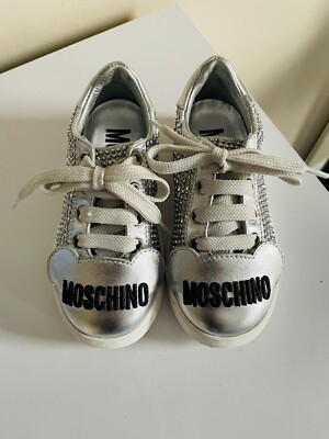 Moschino Sneakers Kids sz26 US8.5