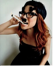 Ellie Kemper 8x10 photo #Y0139