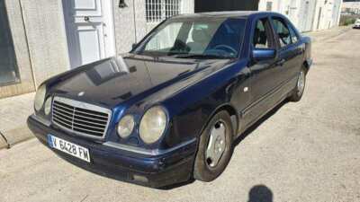 2102301 Front Door Handle RH Mercedes-Benz CLASE E 131224 for sale 