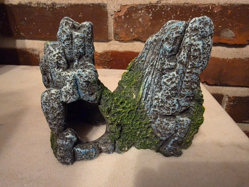 Tanque-acuario formaciones rocosas con musgo pintado y agua corriente, 2 piezas, Foto 2 de 4