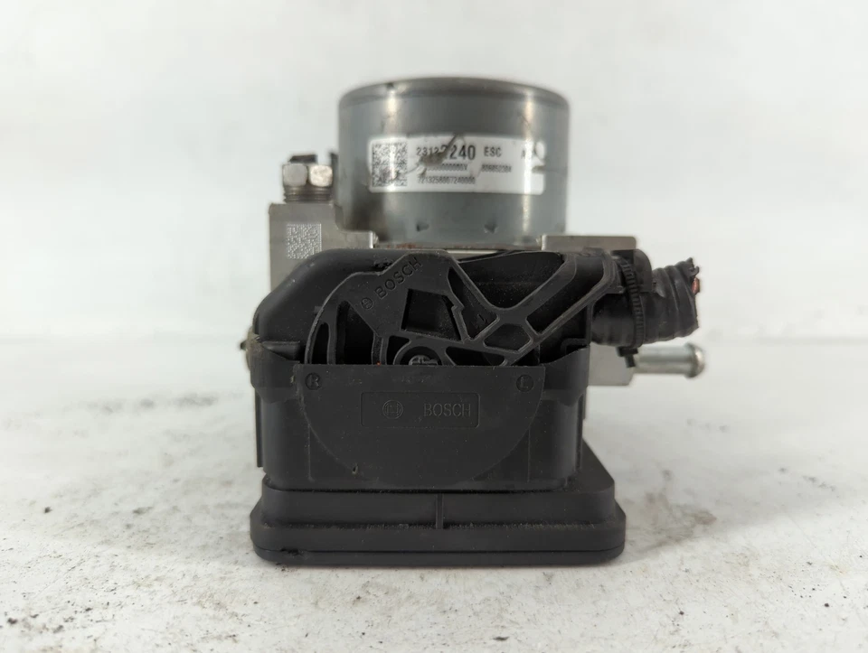 Módulo de control de bomba abs Cadillac Cts 2014-2016 QY36Z Foto 4 de 4