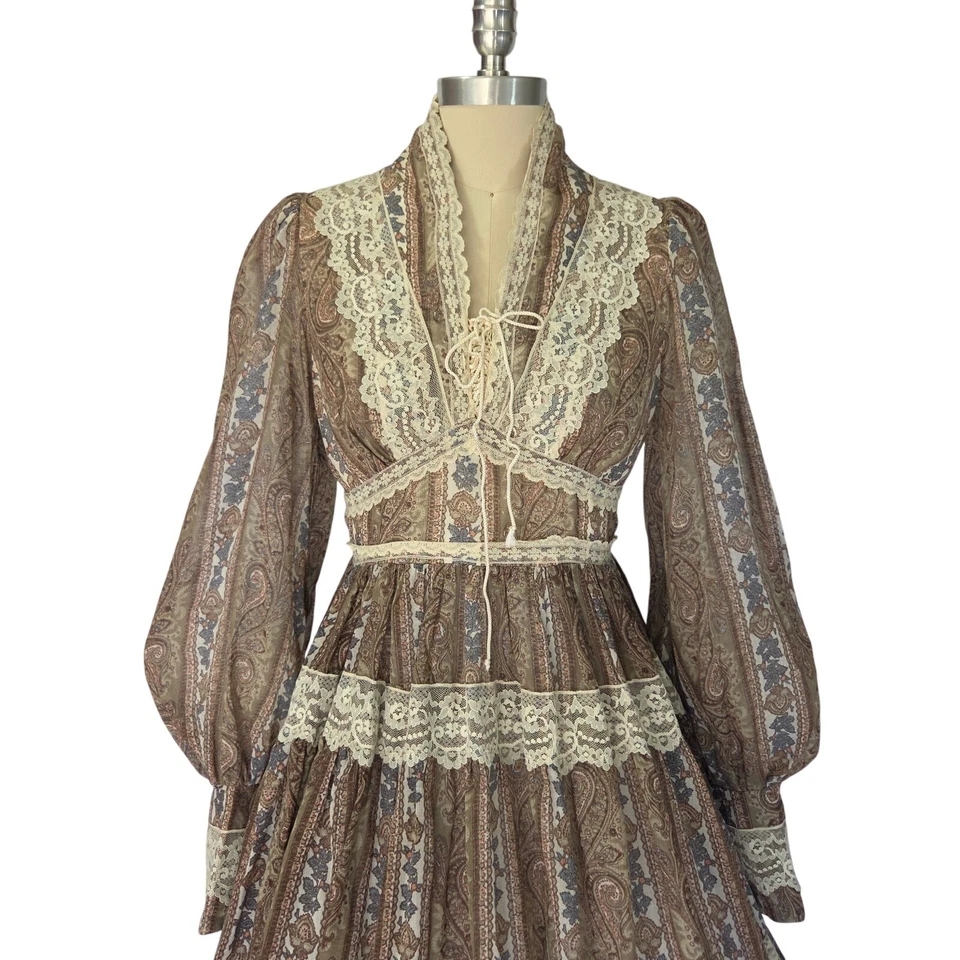 Mini Vestido Corsé Gunne Sax Vintage Años 70 Talla 9 S Paisley Festival Encaje Calicó Foto 3 de 4