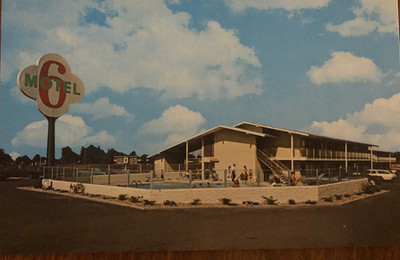 Ad Postcard UNP Denver CO-Colorado, Motel 6, Exterior, Pool, Vintage 60 s Cars