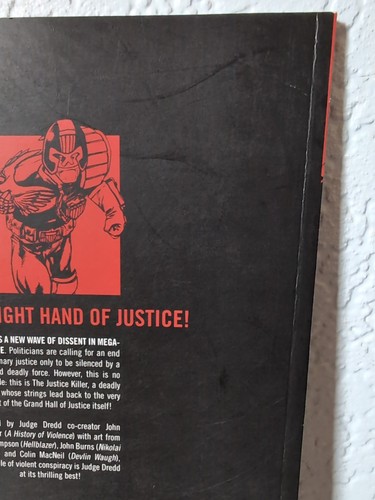 JUDGE DREDD: THE CHIEF JUDGE'S MAN (Paperback TPB) John Wagner 2006 2nd Printing - Picture 6 of 8