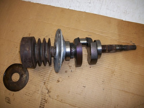 Briggs & Stratton 10HP 243431 Crankshaft Bearing Plate Pulley | eBay