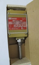 Barksdale ML1H-H203S Temperature Switch NEW -...