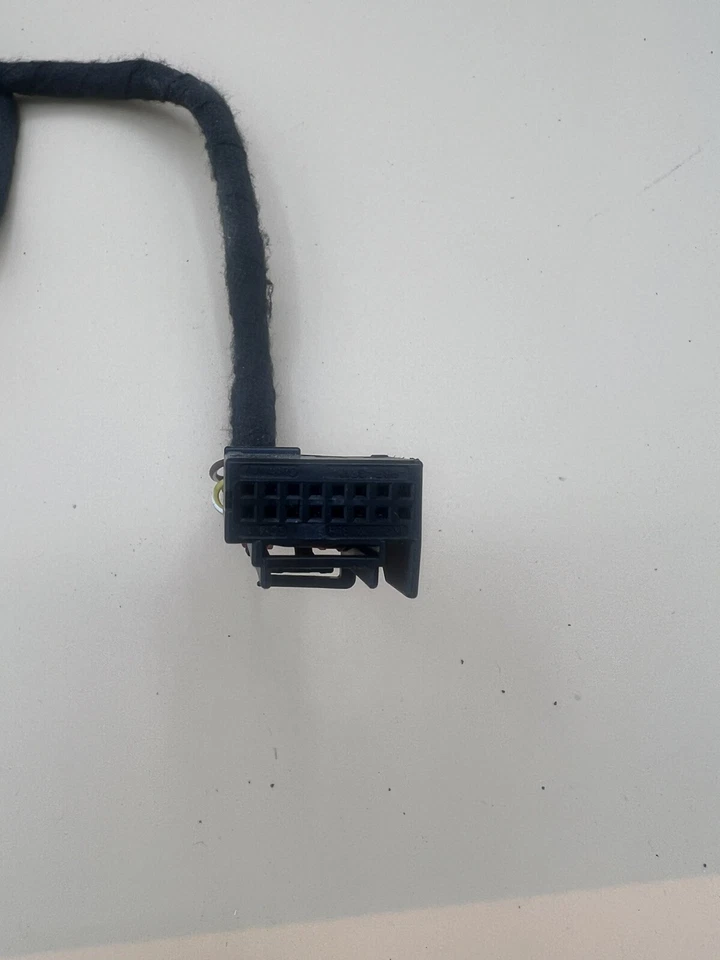 Espelho retrovisor lateral para motorista Volkswagen Touareg 2015-2017 código de pintura 0Q0Q - Imagem 3 de 4