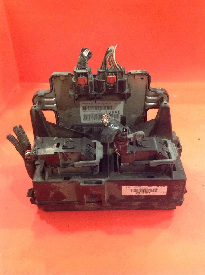 2007 JEEP COMMANDER Front Body Control Module Chassis BCM Fits - Image 2 of 4