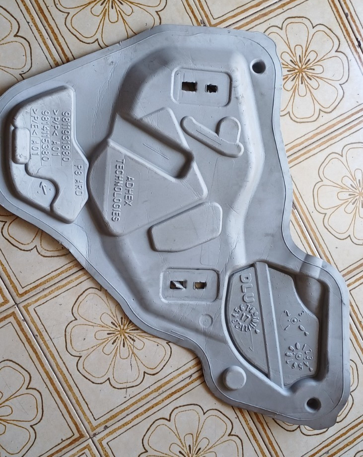 PROTEZIONE PORTA POST DX PEUGEOT 3008 COD 9811931880