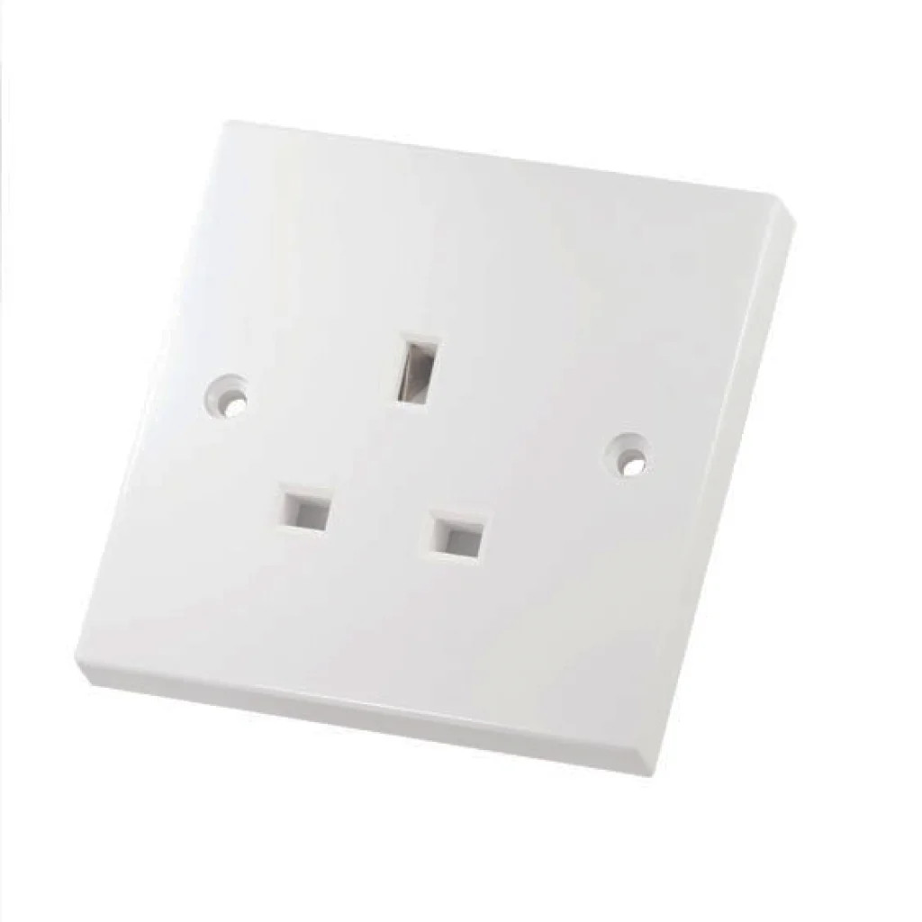 13A Socket White Single Wall Outlet 13 Amp 1 Gang Unswitched Selectric LG9143