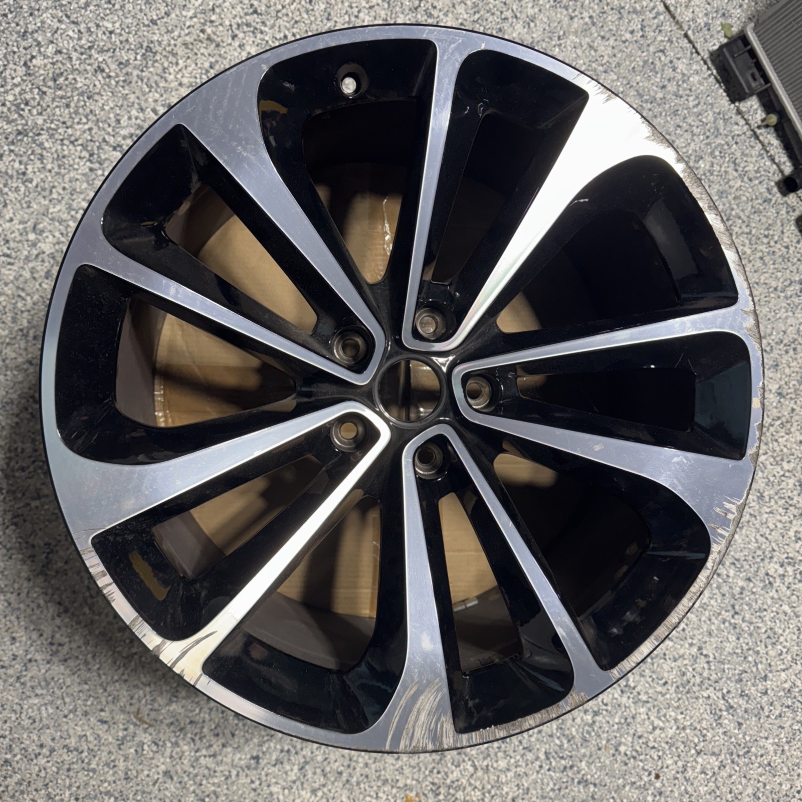 2015-2020 BENTLEY BENTAYGA OEM (A) 21x10 21 Inch Machined Face Black Wheel Rim