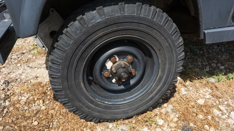 Land Rover Defender 1979  Foto 3 de 4