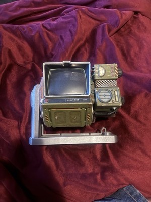 Fallout Pip-Boy 2000 MK VI + 3D Printed Stand Display Hand Weathered