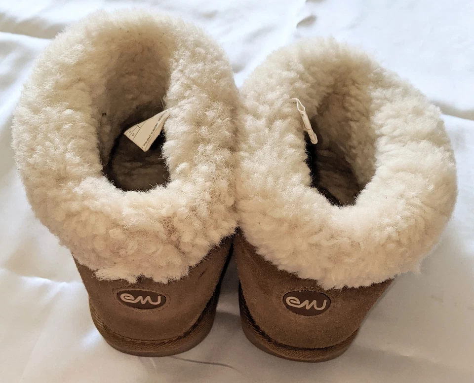 Emu Australia Stinger 迷你女式羊毛衬里羊皮踝靴 8 码美国  — 第 4/4 张图片