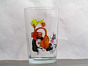 Rare French 1974 Tweety Bird Sylvester The Cat  Looney Tunes Mustard Juice Glass
