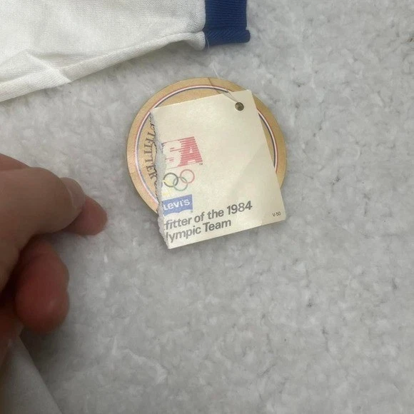 NUEVO CON ETIQUETAS 1984 Juegos Olímpicos Los Ángeles Levi's Timbre Camiseta Punto Único Años 80 XL Foto 3 de 4
