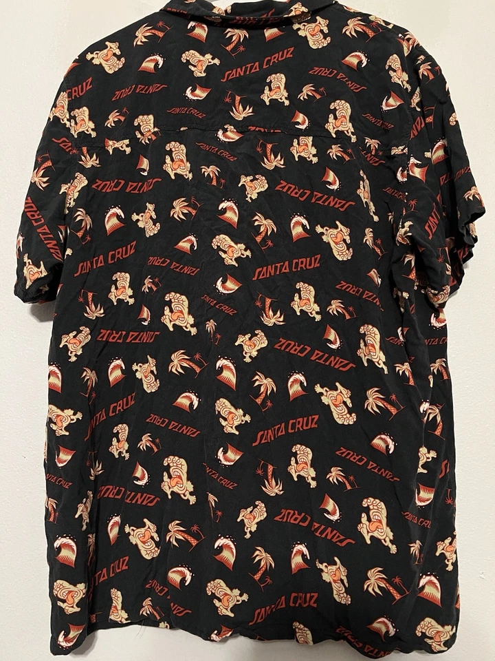 Santa Cruz Screaming Hand Beach Bum Rayon Men's Large Shirt Skate AOP Skater - Image 2 of 4