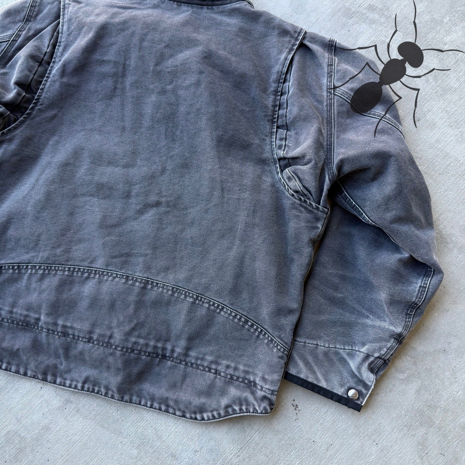 Carhartt faded black button up work wear jacket thumbnail 8