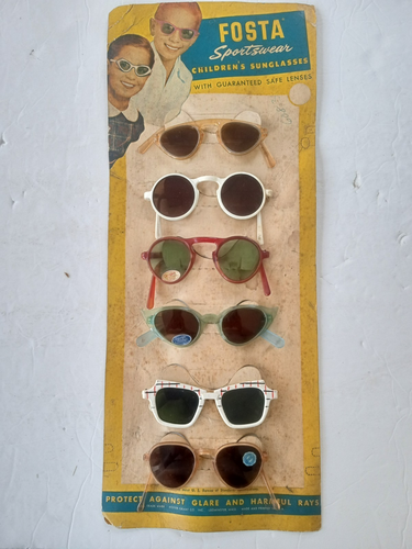Vintage FOSTER GRANT 6 Children's Sunglasses Store Display CAT'S EYE STEAMPUNK - Picture 2 of 24