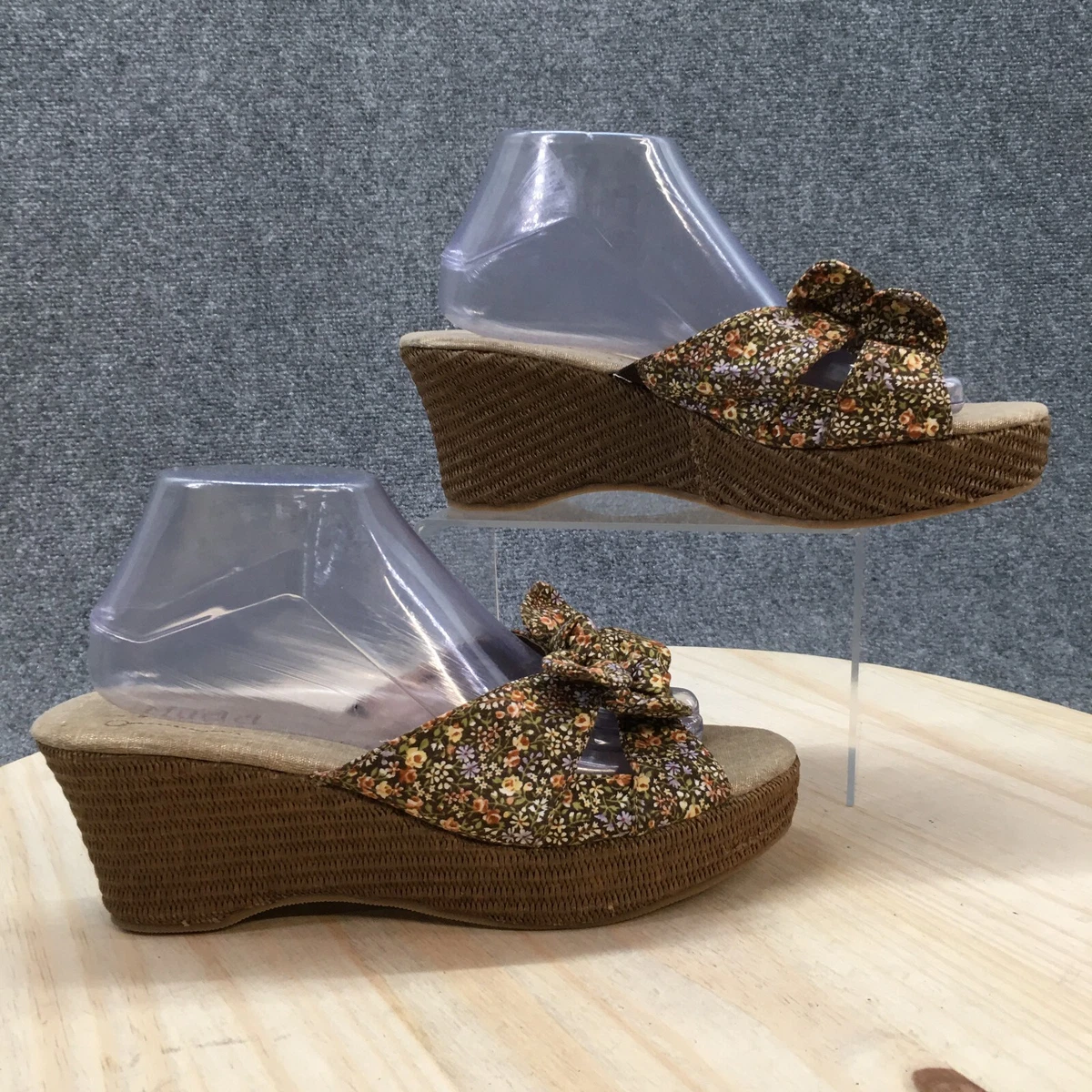 Mudd cheap wedge sandals