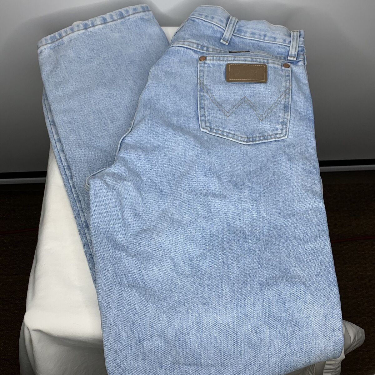 Wrangler Mens Sz 36 X 36 Light Wash Denim Jeans Cowboy Wrangler Mens Sz 36 X 36 Light Wash Denim Jeans Cowboy