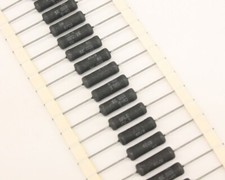 LOT OF TEN CW5-82-3 DALE RESISTOR 82 OHM 5W 3 WIREWOUND FIXED