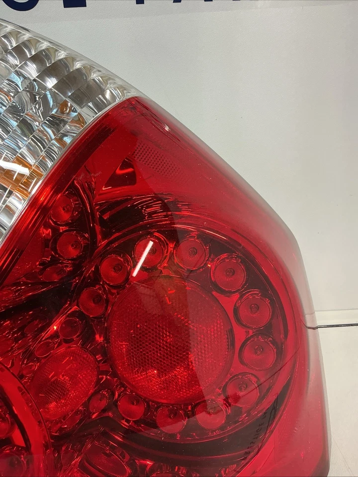 06-07 INFINITI M35 M45 OEM светодиодная задняя лампа правая сторона правая сторона правая - Изображение 4 из 4