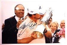 GRAEME MCDOWELL SIGNED 12"x 8" GLOSSY PHOTO - WON THE US OPEN I 2010