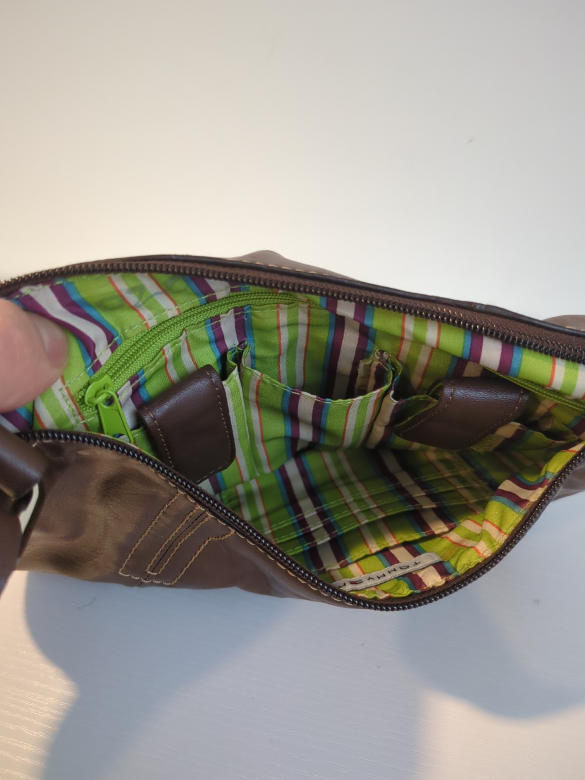 Tommy Hilfiger Signature Logo Vintage Purse Handbag Hobo Shoulder Bag Brown thumbnail 6