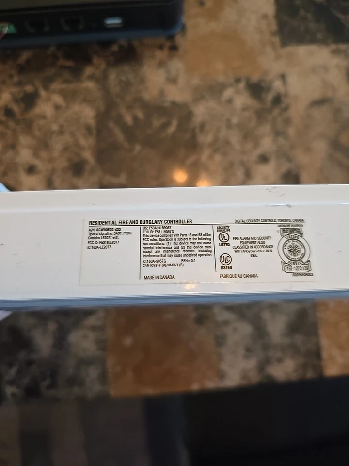 ADT Home Security Alarm System SCW9057-433 w/ base, power supply, Hub and cable - Image 4 of 4