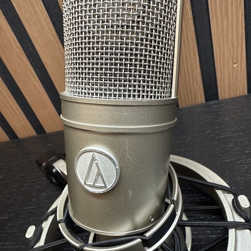 Audio Technica AT 4047 SV Large Diaphram cardioid condenser microphone xlr - Picture 2 of 9