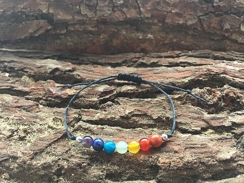 BRACCIALE ORIGINALE 7 CHAKRA PIETRE PREZIOSE CORDONCINO CURATIVO BRACCIALE CAVIGLIERA CRISTALLO REIKI - Foto 2 di 4