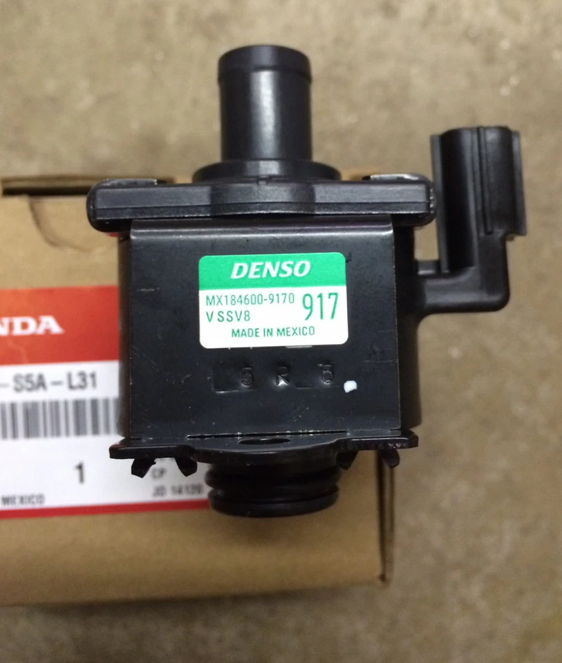 Válvula de cierre de ventilación de bote original Honda Civic CR-V emisión CVS CRV Foto 2 de 4