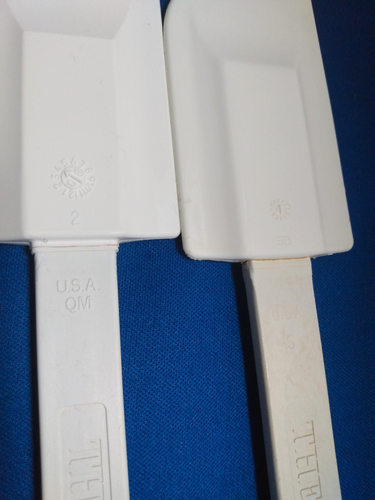The Pampered Chef (2) Mixer And Scraper Spatulas Silicone Head White 11" USA - Picture 5 of 7