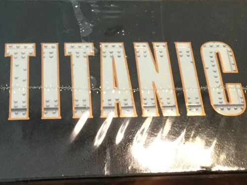 Titanic Double VHS Tape Leonardo DiCaprio Kate Winslet, James Cameron SEALED - Picture 7 of 7