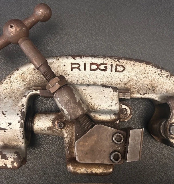 Rigid Industries Heavy Duty Pipe Cutter - Works Fine - Image 4 of 4