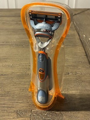 BRAND NEW RARE - UNC TAR HEELS GILLETTE FUSION 5 POWER BATTERY RAZOR SHAVER